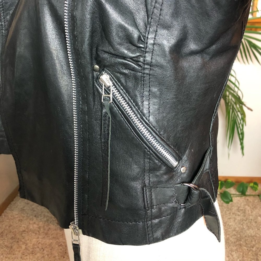 TOPSHOP Leather Jacket. Size XS - Picture 3 of 11